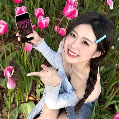 不可思议大灯泡